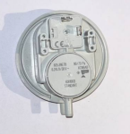 Датчик давления воздуха (прессостат) 90/70 Bosch 6000/Buderus U072-18-24к  (2 вых) Huba